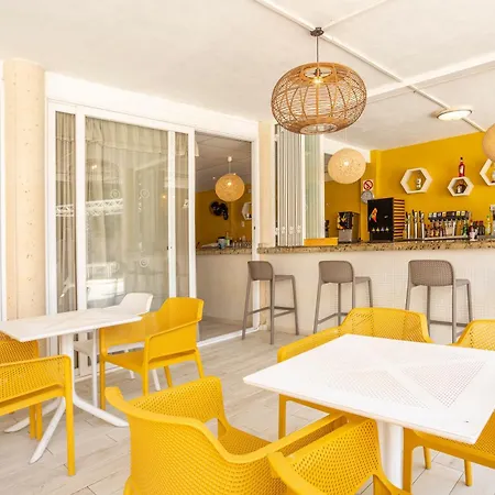 Aparthotel Bj Playamar & S'Illot (Mallorca)