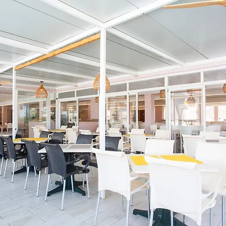 Apart-hotel Bj Playamar & S'Illot (Mallorca)